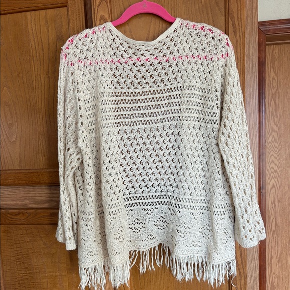 Open Knit Quarter Sleeve Cardigan/Shawl - Picture 2 of 2